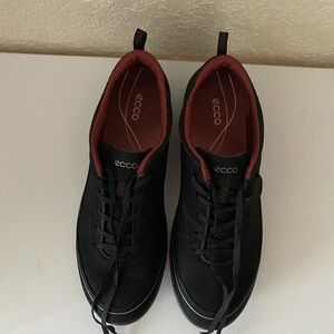 ECCO Women’s Suede Brown Black Walking Shoes Size 7.5